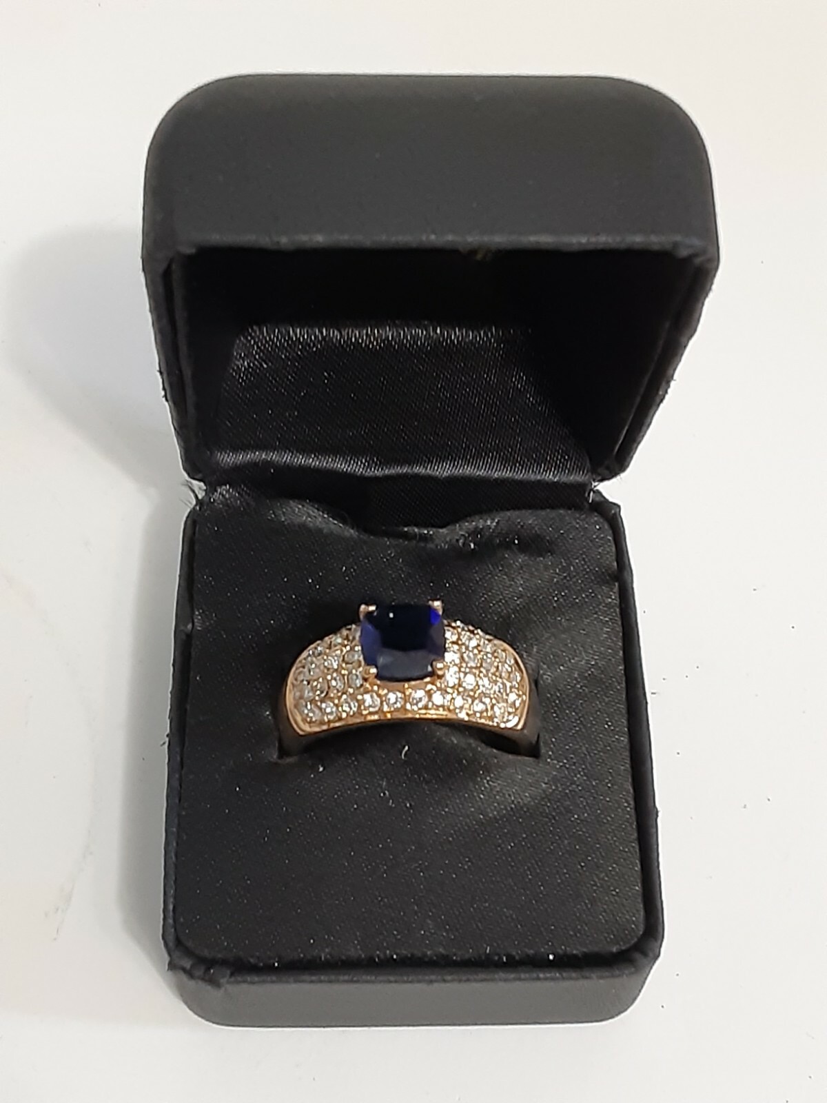 TARA VANESSA RHINESTONE RING SIZE 11.5 IN BOX