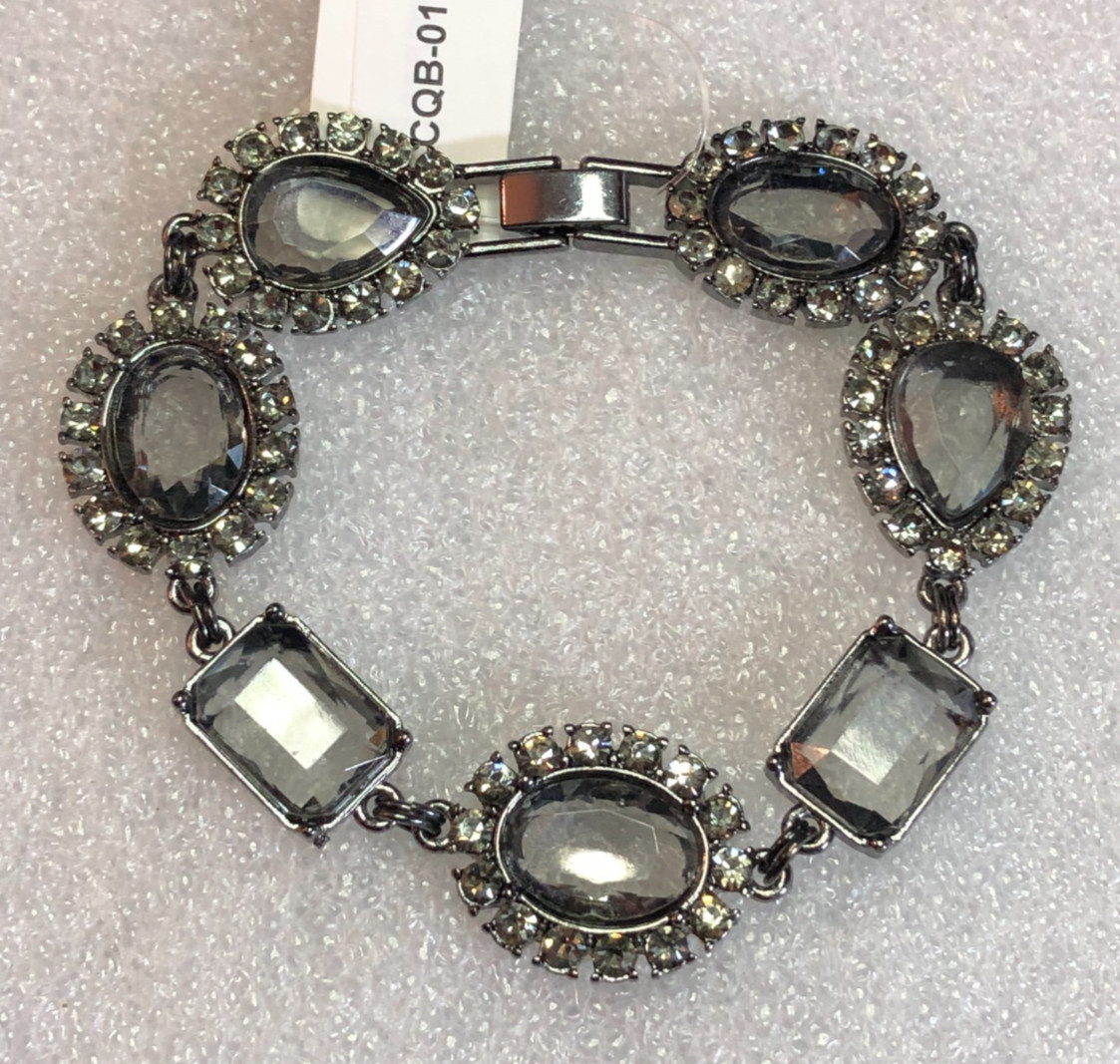 White House Black Market Rhinestone Statement Bracelet Gray Gunmetal 7″ 8505