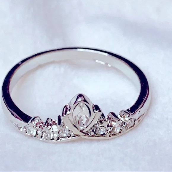 ❣️ Princess Crown Rhinestone Ring