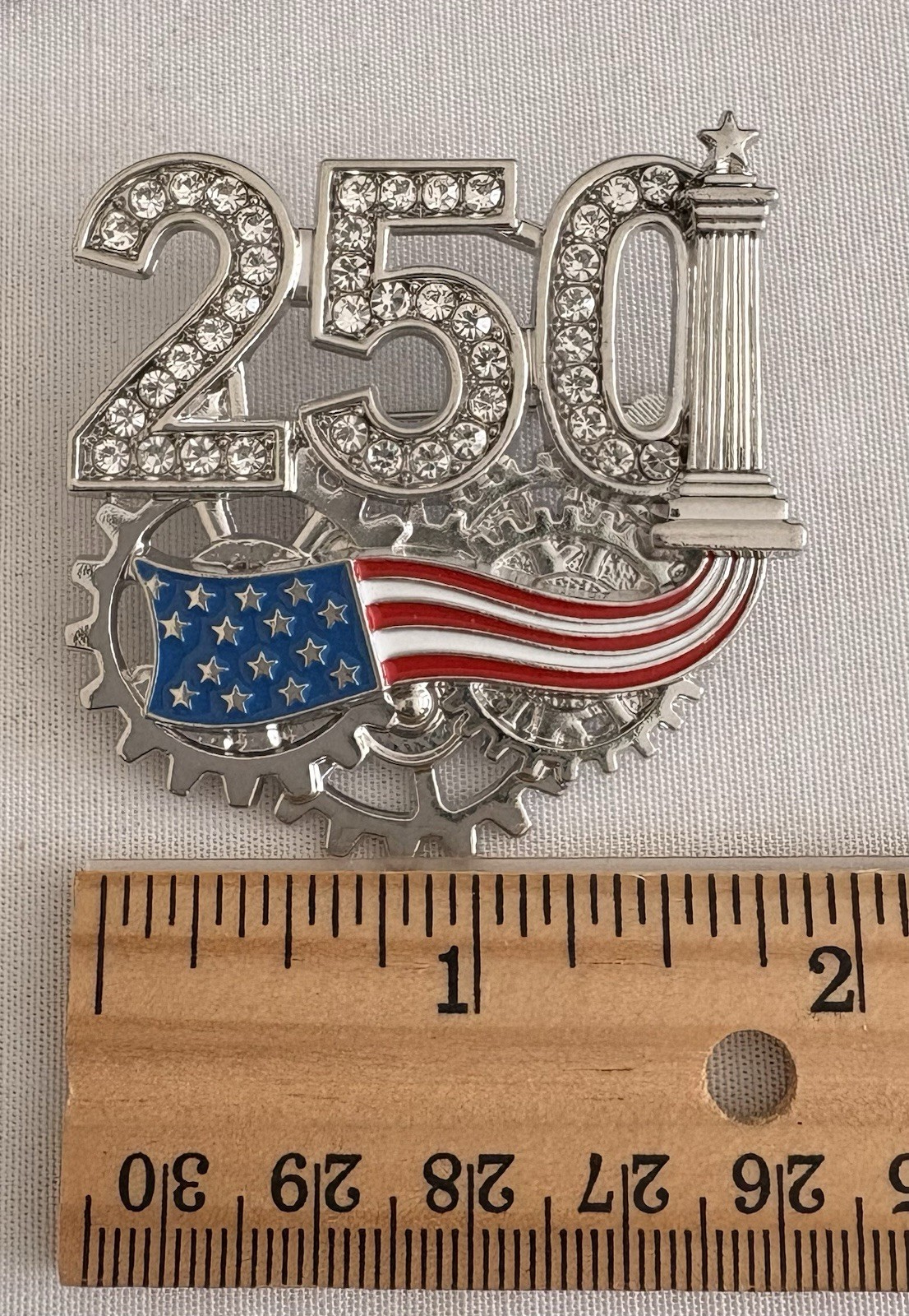 USA 250th Anniversary Commemorative Brooch Rhinestone US Flag Patriotic Pin NEW