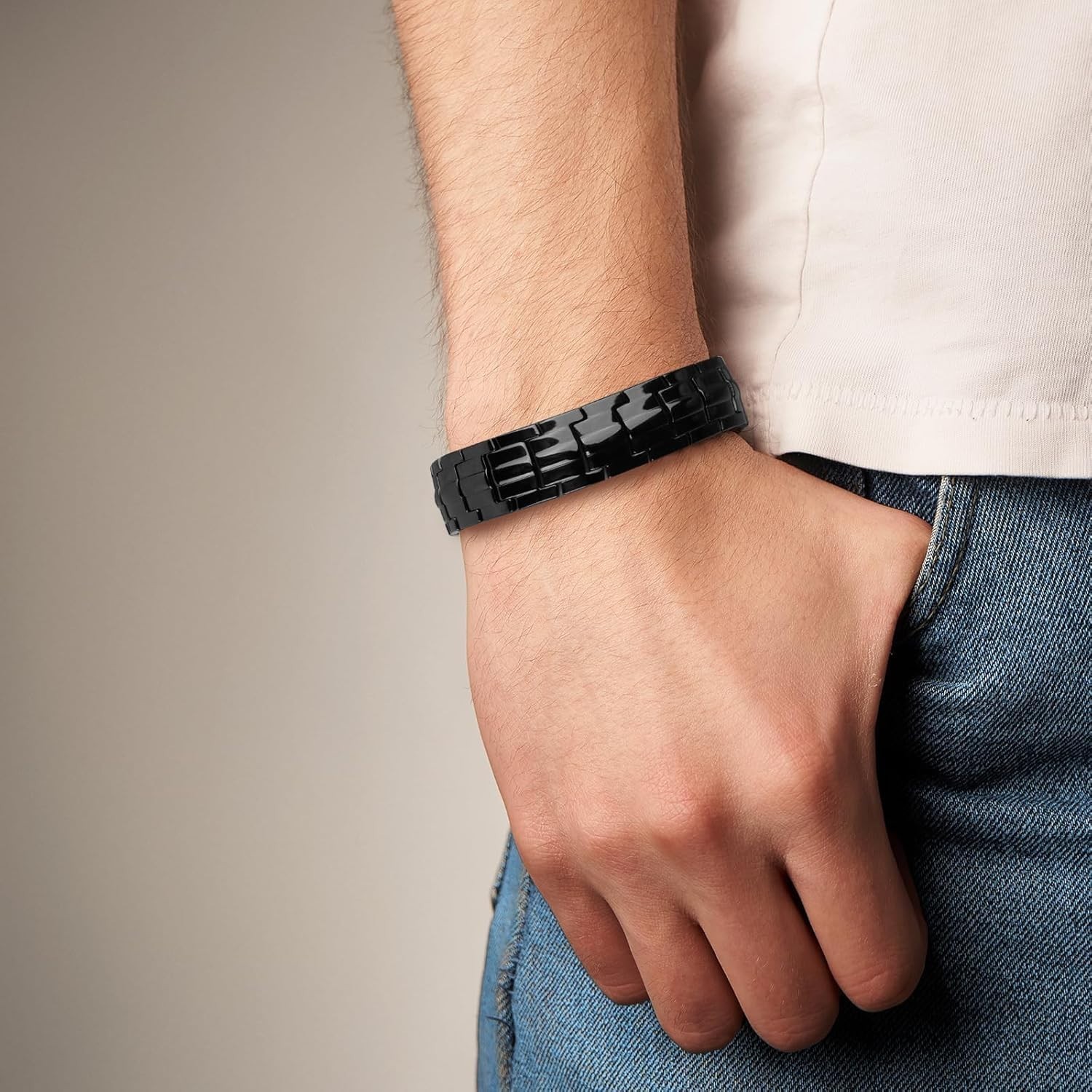 Classic Black Copper Magnetic Bracelet with Adjustable Size for Everyday Wear