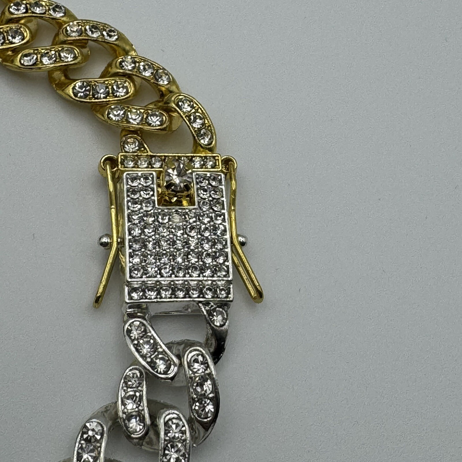 Goldtone Silvertone Rhinestone Cuban Link Box Clip Closure Bracelet 9 1/2”