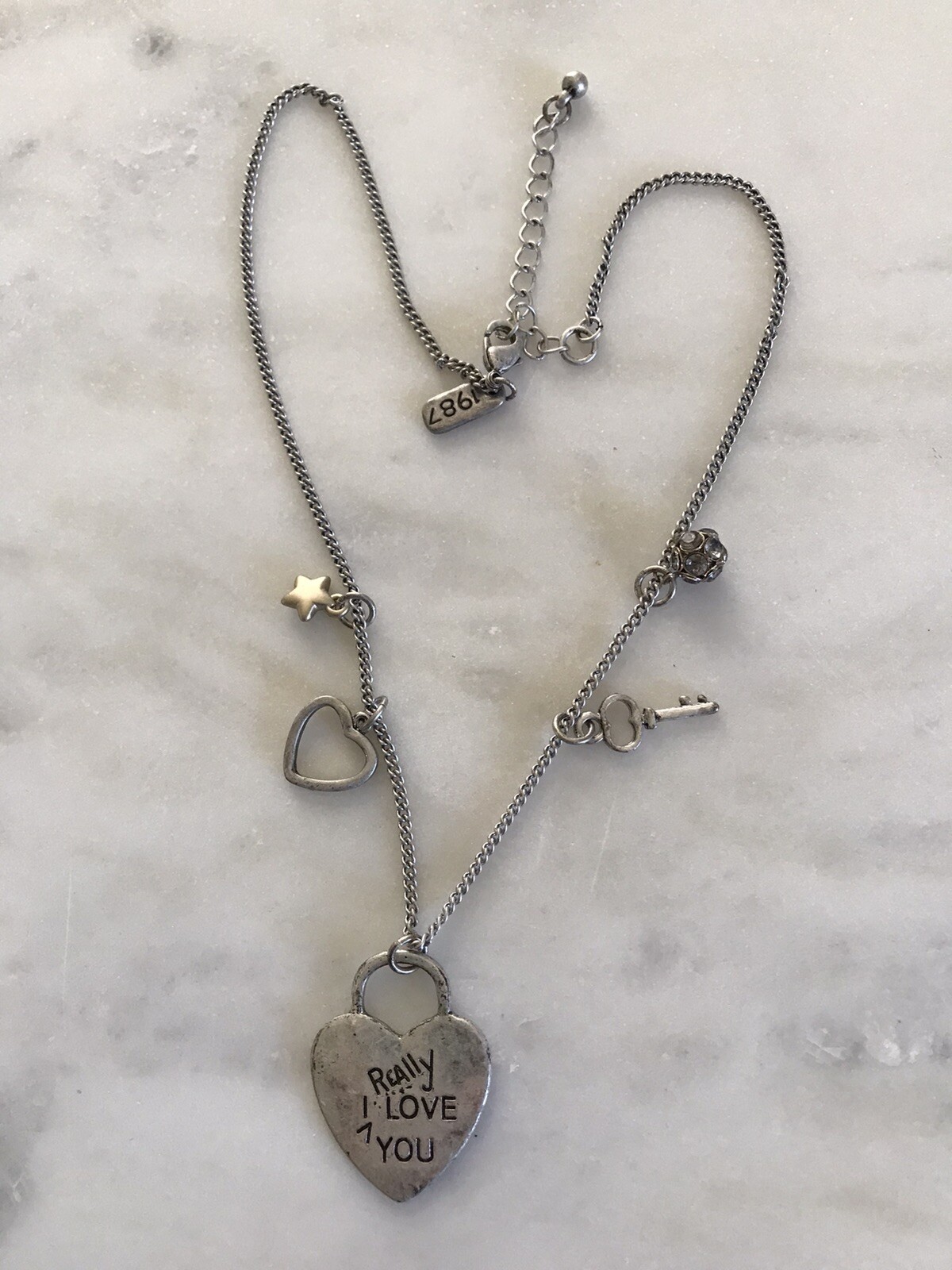 Antiqued Silver Tone Aero 1987 Valentines Heart Star Disco Ball Necklace 19-22″