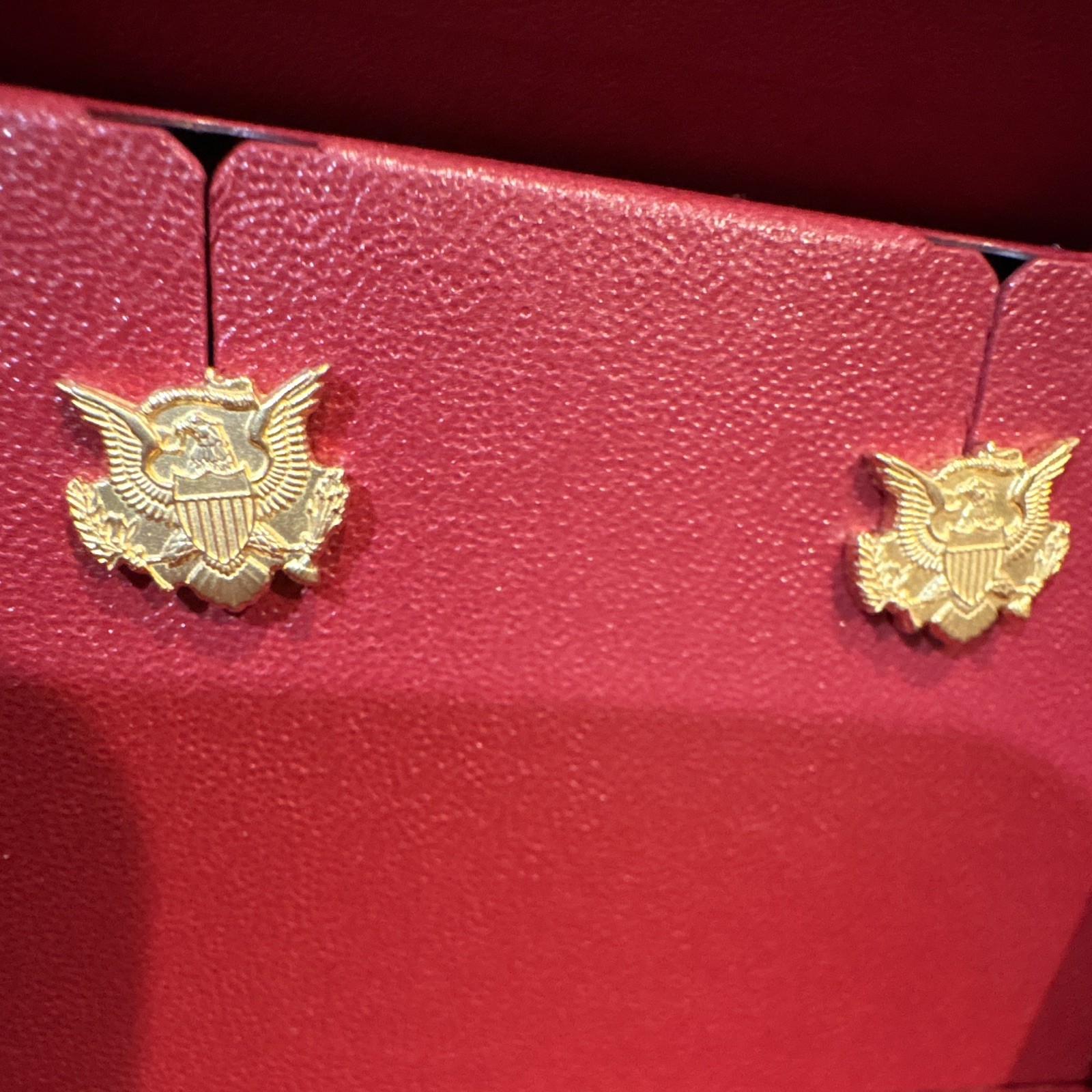 Presidential Seal Eagle Stud Earrings Gold Tone w/ Original Presentation Box New