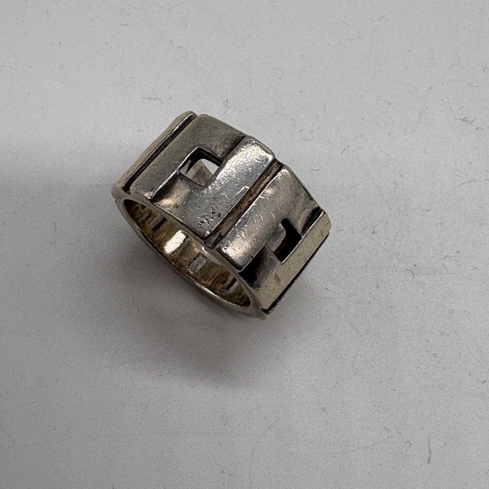 GUCCI Modern Ring, Silver, Sizes 11-14, No. 191