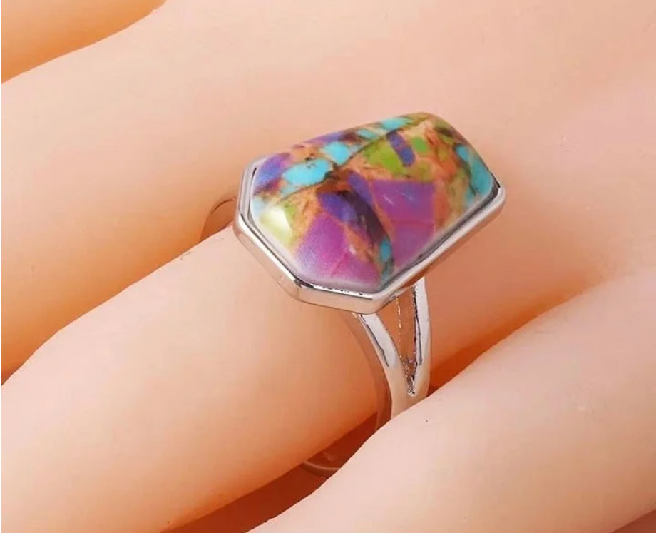 Women’s Colorful Bohemian Tie-Dye Ring in a Coffin Cut Silver Split Setting