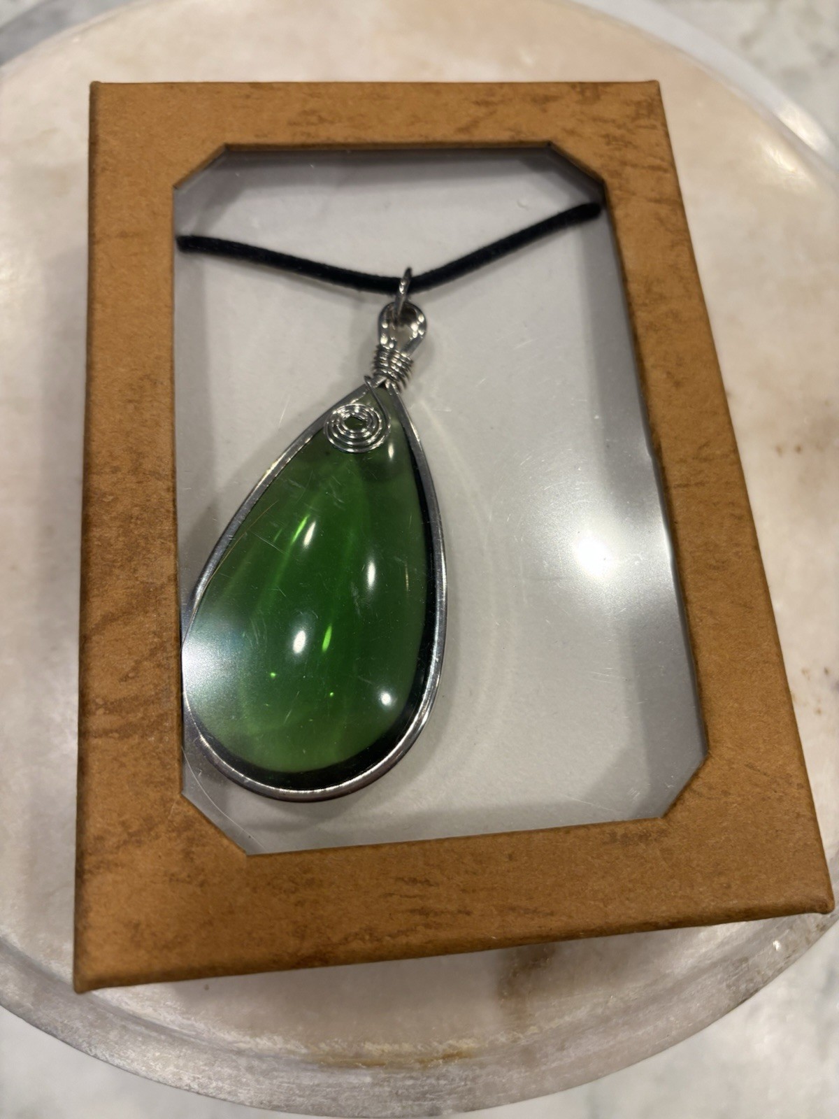 Teardrop Pendant Necklace Green Silver Tone Bezel Cord Adjustable 19-24in