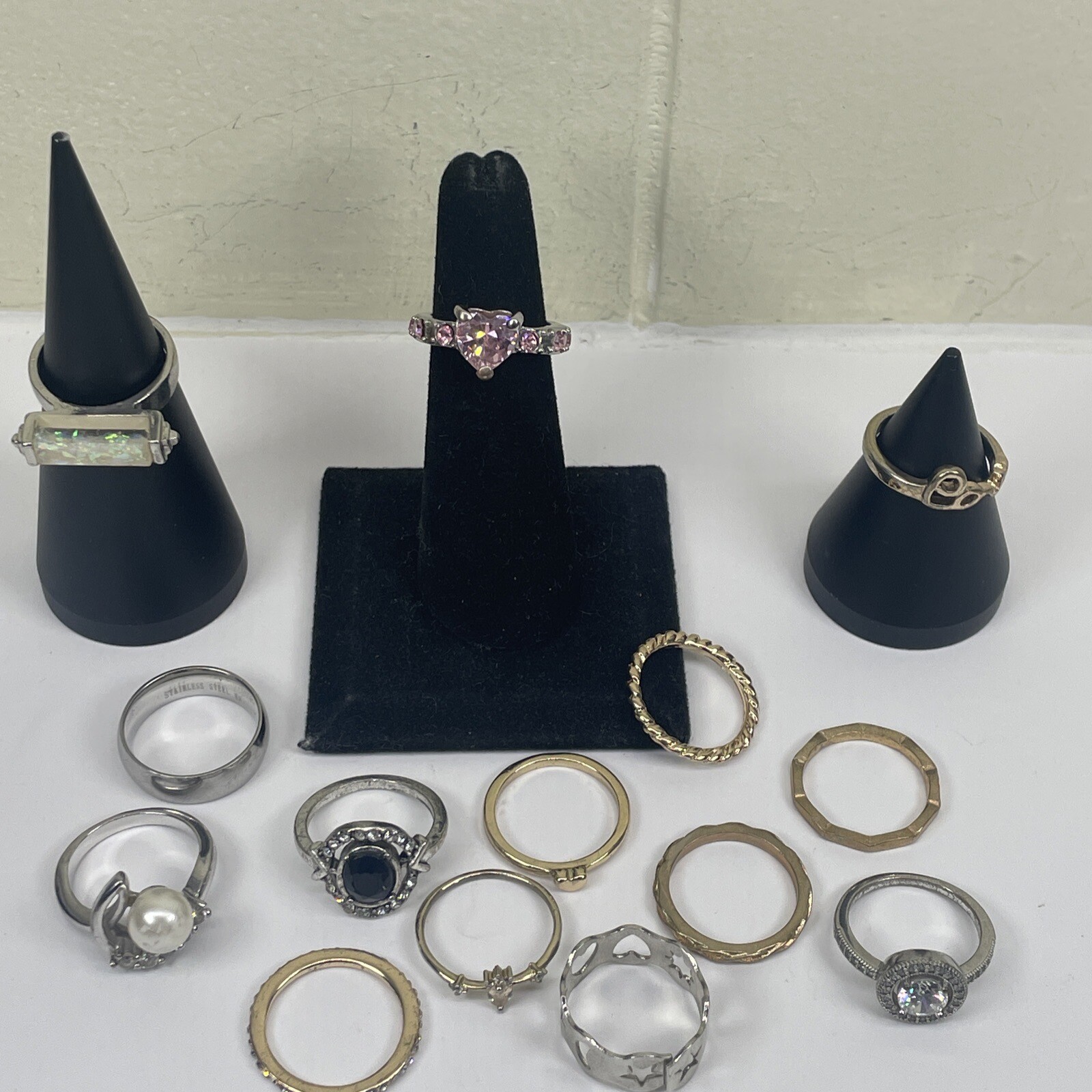 Lot 14 Rings Jewelry Mix Lot Fashion Assorted Shapes Colors All Size 5.75