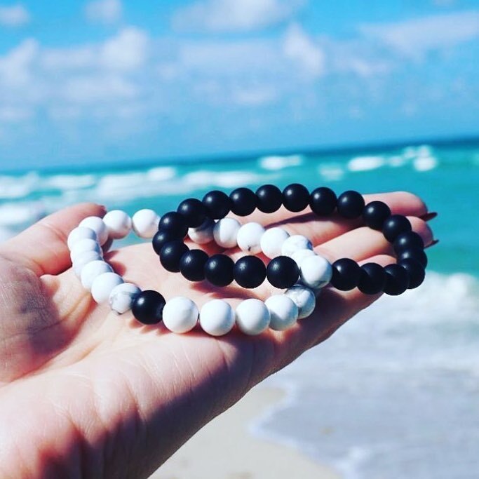 Wholesale 50 Pcs Natural Stone Bracelets Men’s Chakra Healing Power Bangles Lot