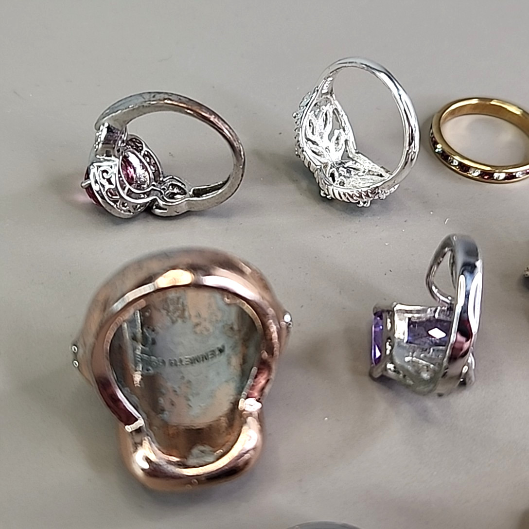 Ring Lot of 9 Gemstones Rhinestones Stretch Various Sizes Costume