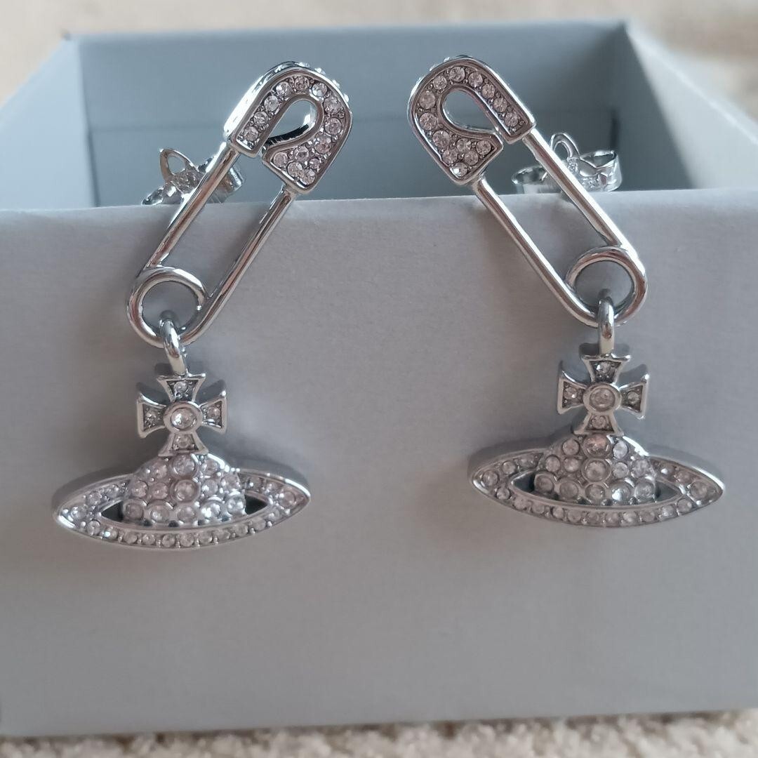 Vivienne Westwood Clip Orb Earrings Pin Silver Accessory with drawstring