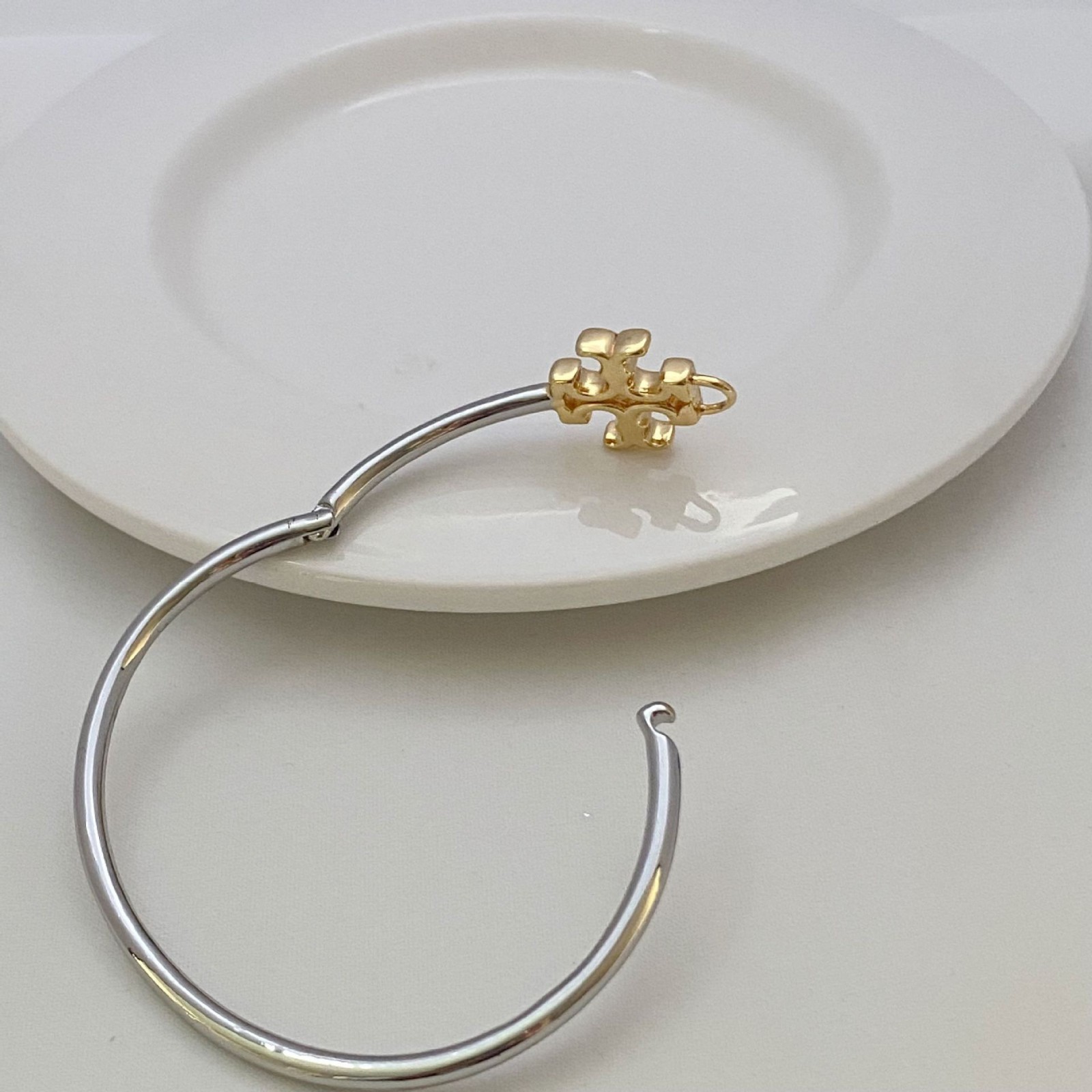 New Burch Eleanor Hinged Cuff Bracelet Silver& Gold Size:6.1*6.9*6.1cm