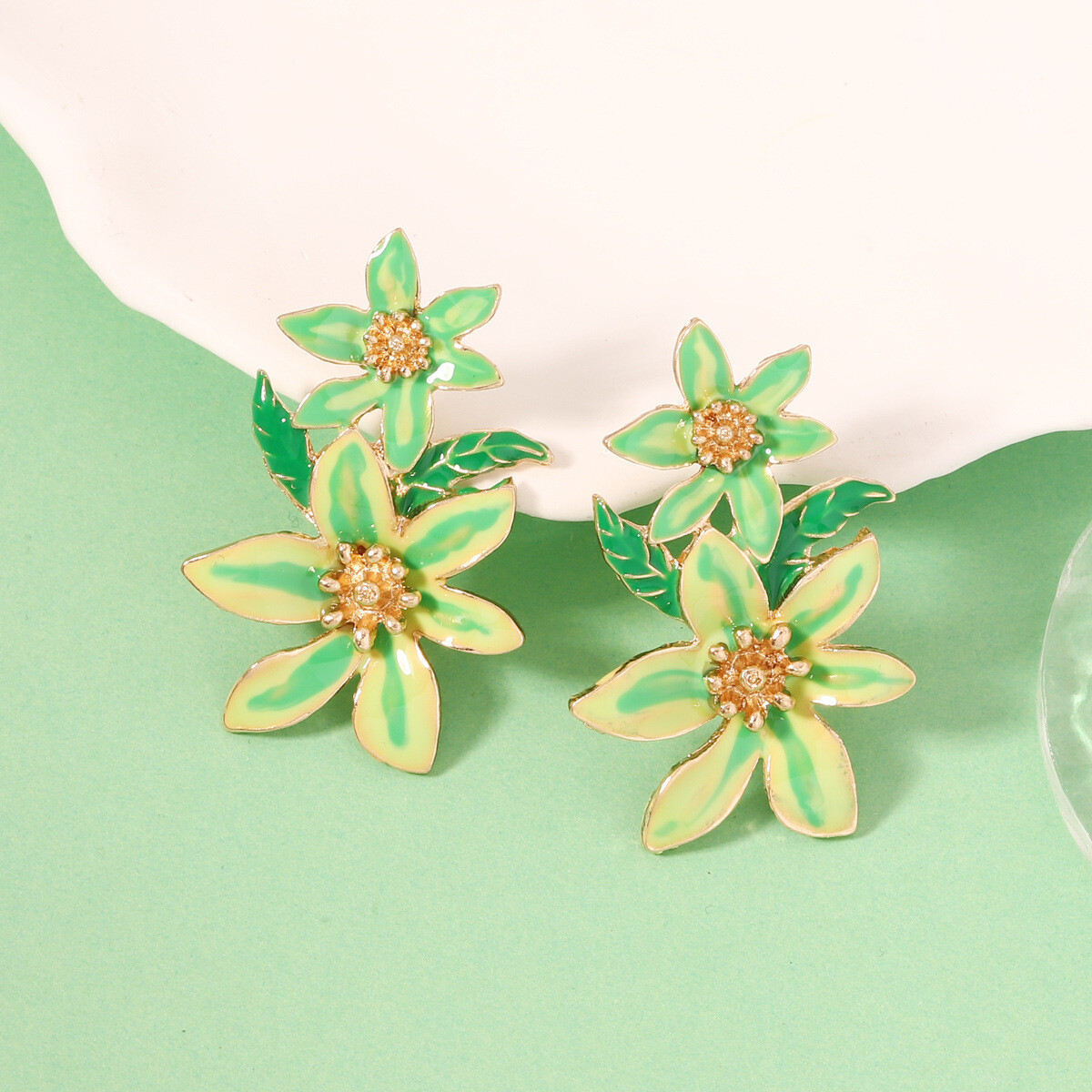 Trendy Enamel Flower Earrings Zinc Alloy Fashion Jewelry for Women 2 Pairs