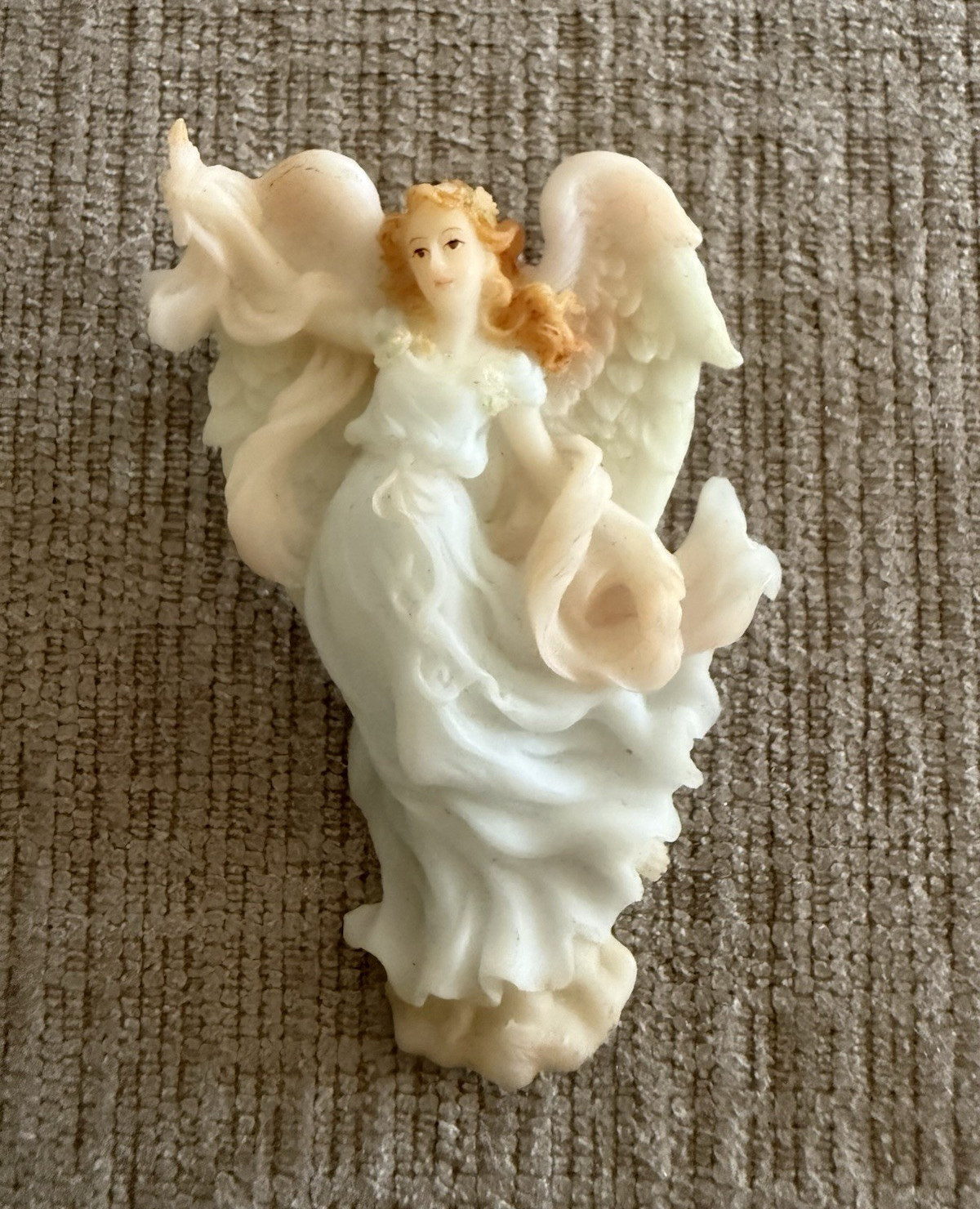 Roman, Inc. Angel Brooch Pin Signed White/Beige Plastic Made in China