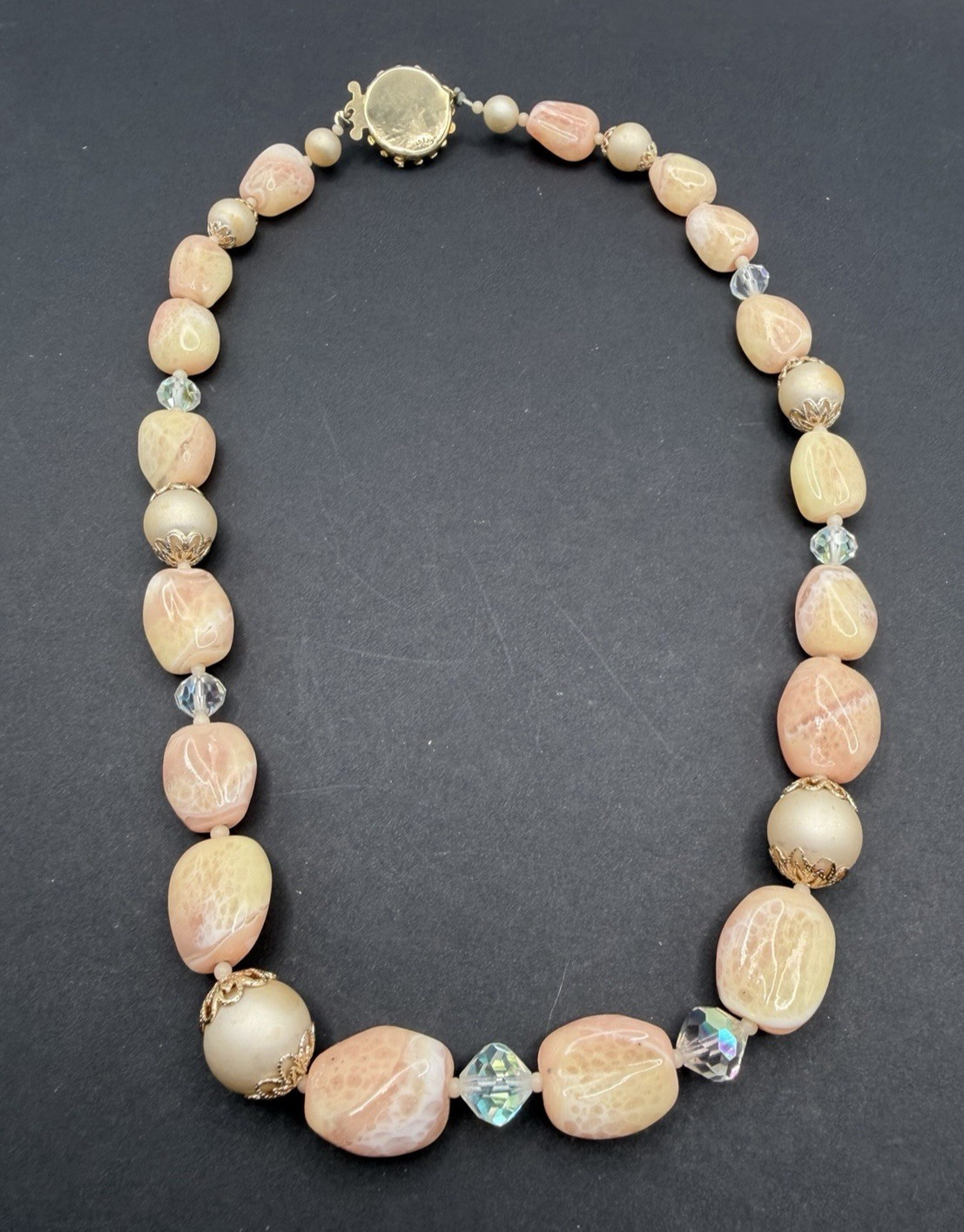 Pink Marbled Beaded Necklace Rhinestone Flower Box Clasp 19″ Japan Vintage