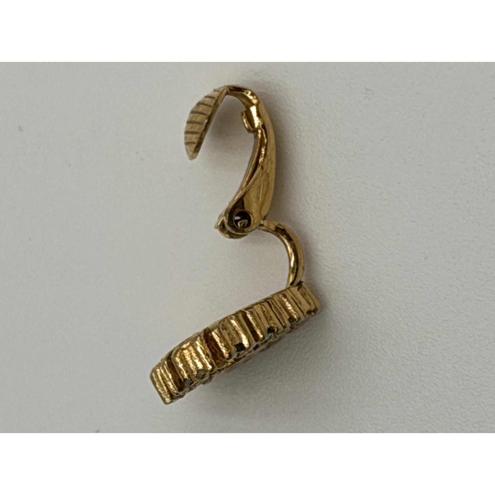 Christian Dior rhinestone heart logo earrings clip on