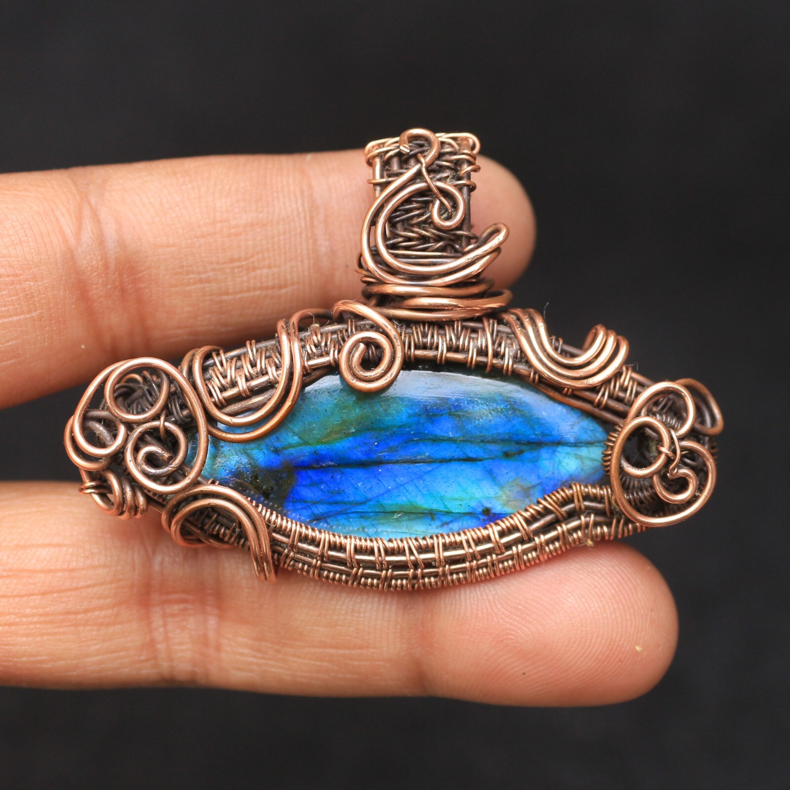 Blue Fire Labradorite Gemstone Eye Design Copper Wire Wrap Pendant Jewelry N35