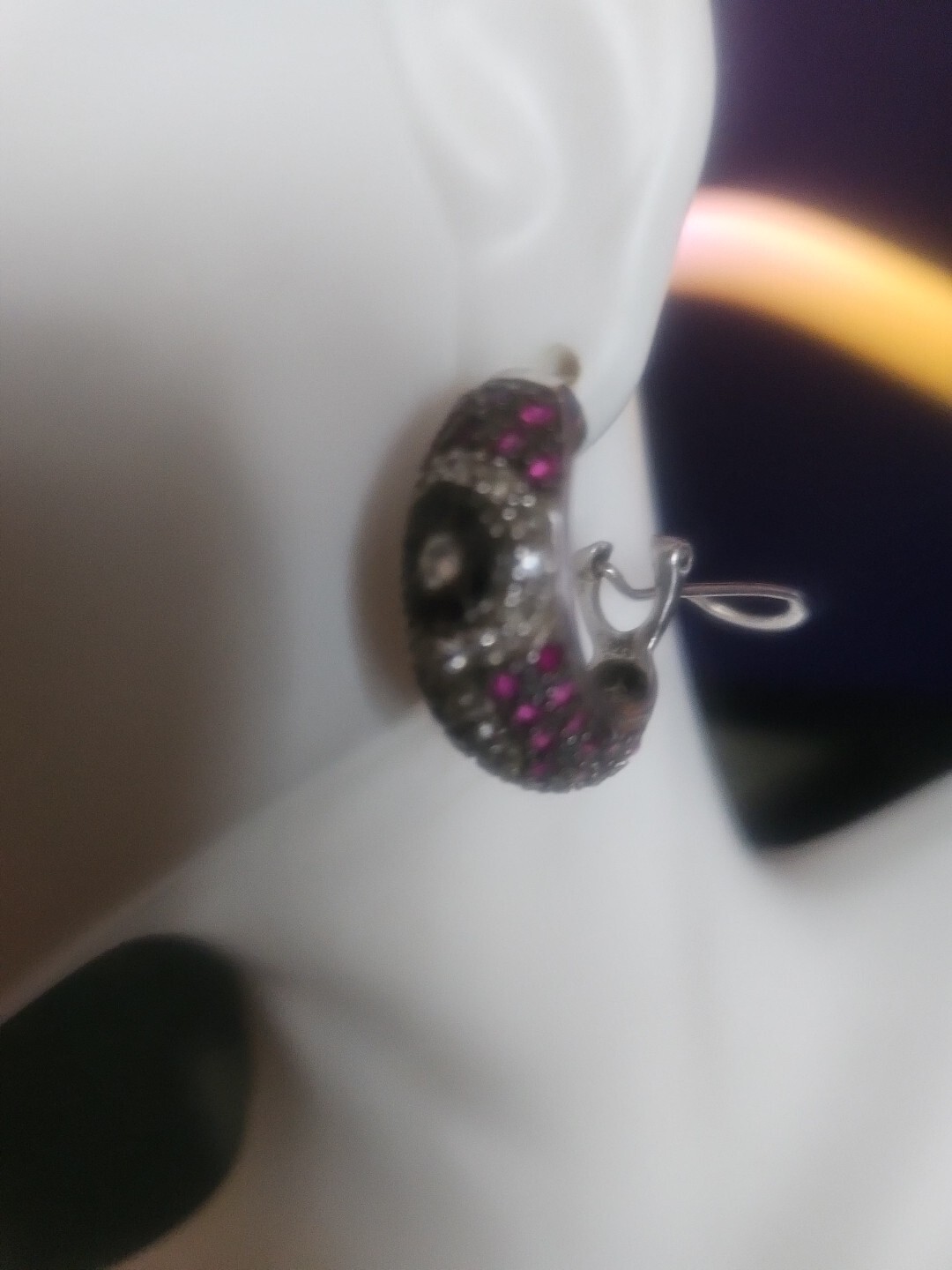 Designer 925 Sterling Silver Red Black CZ Omega Back Earrings 1″ NWOT
