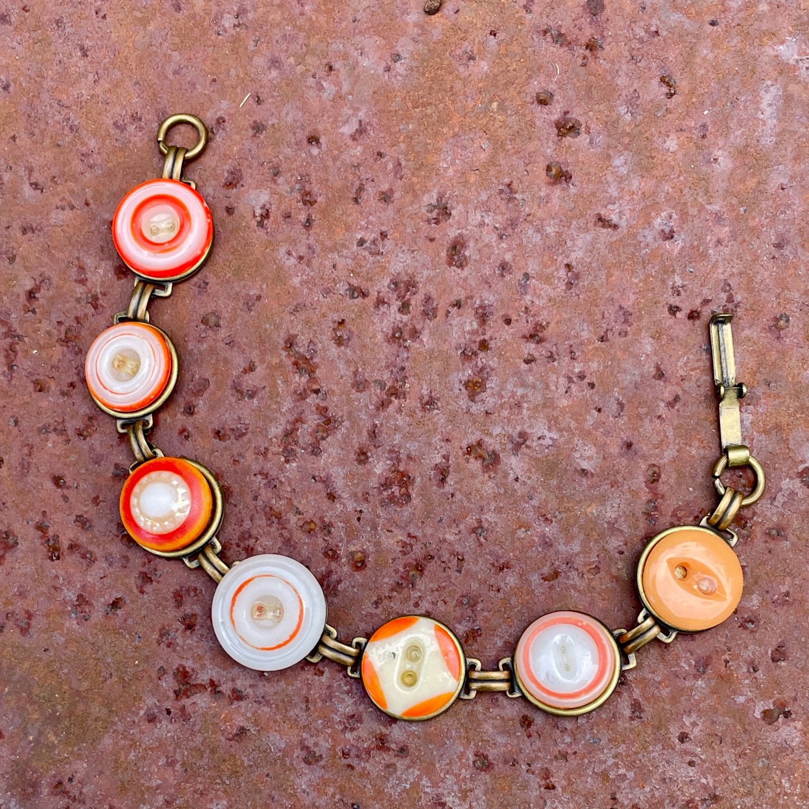 6.5″ Bronze & Celluloid Button Bracelet Vintage Buttons Flat Clasp