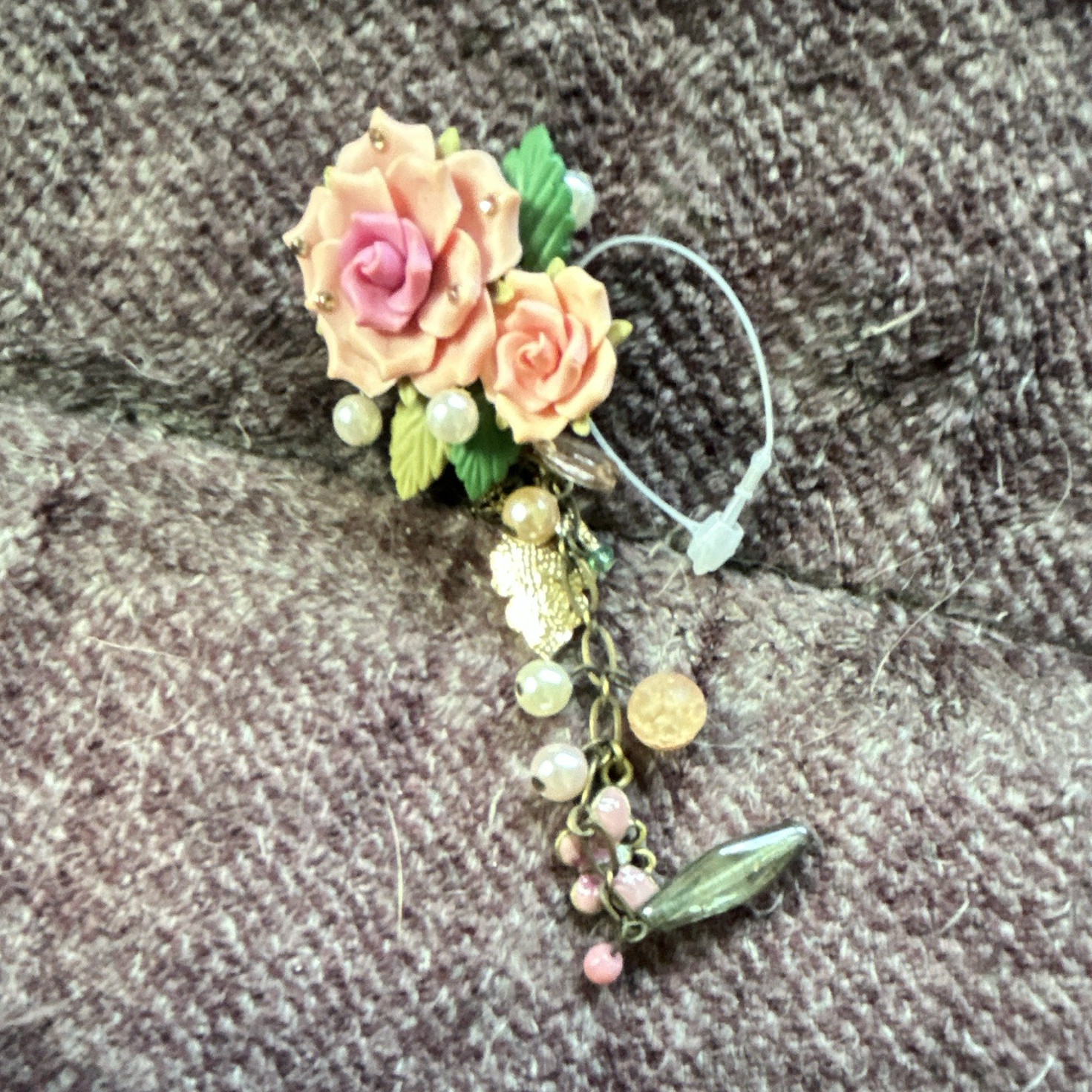 Pink Rose Flower Dangle Brooch Pin w/ White Imitation Pearls, Resin, Green