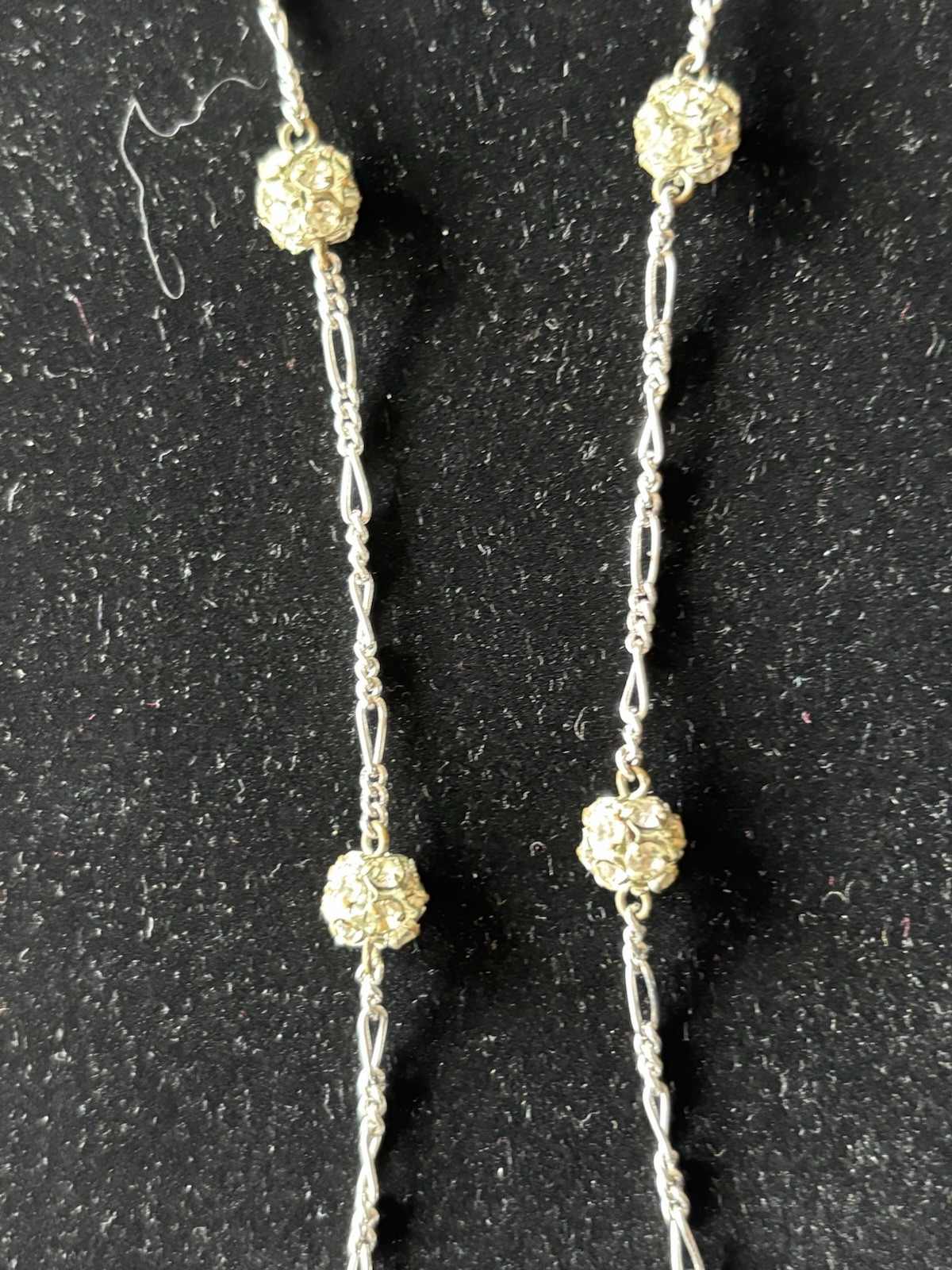 Necklace Silver Tone 9 Rhinestone Disco Ball Stations 30 in Barrel Clasp