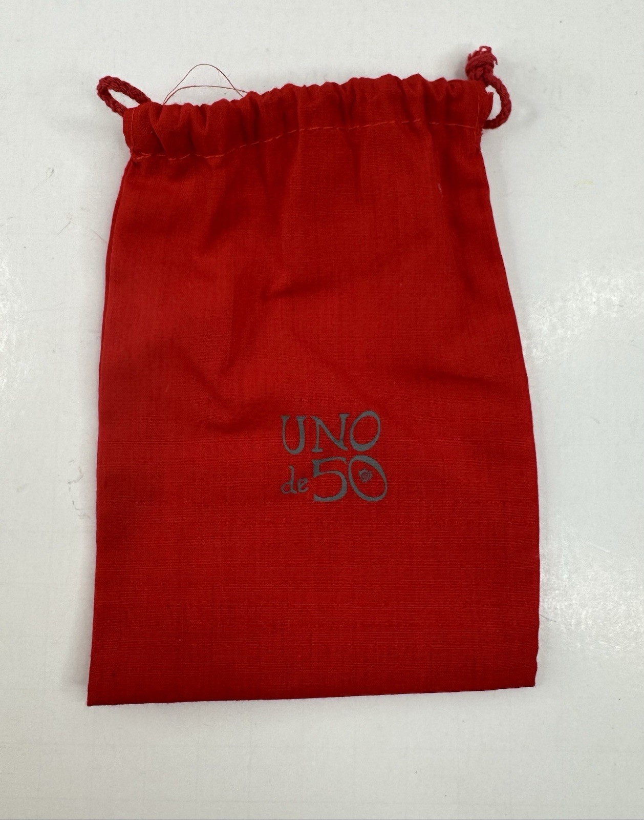 UNO de 50 Red Cord Silver PadLock Charm Bracelets Lot of 5 w/ Bag & COA Spain