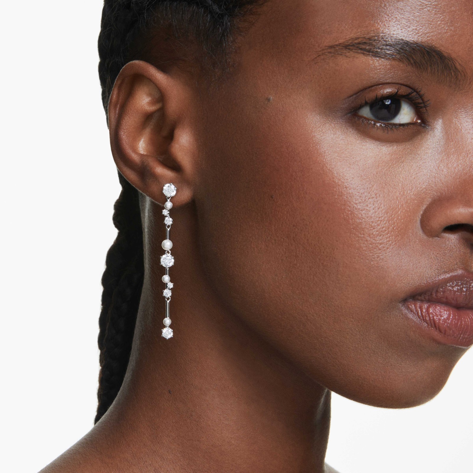 Swarovski Constella Drop Earrings, Crystal Pearl, Round Cuts 5705614