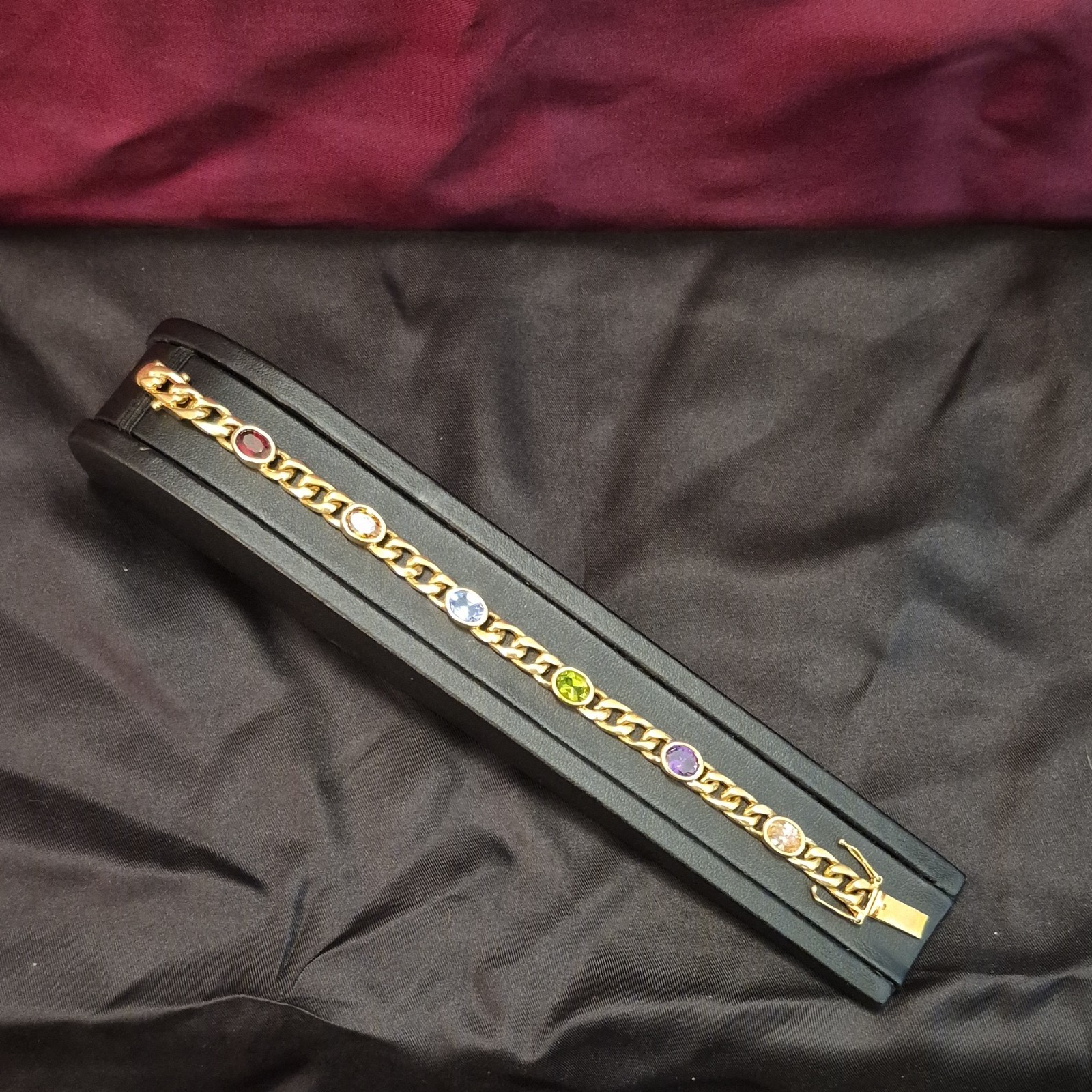 Gold Tone Cuban Link Chain Tennis Bracelet Multicolor Round Stones 7.5 in Box