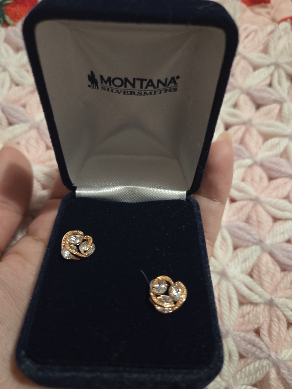 Montana Silversmiths Rose Gold Silver Swirl Heart Stud Earrings Clear Crystal