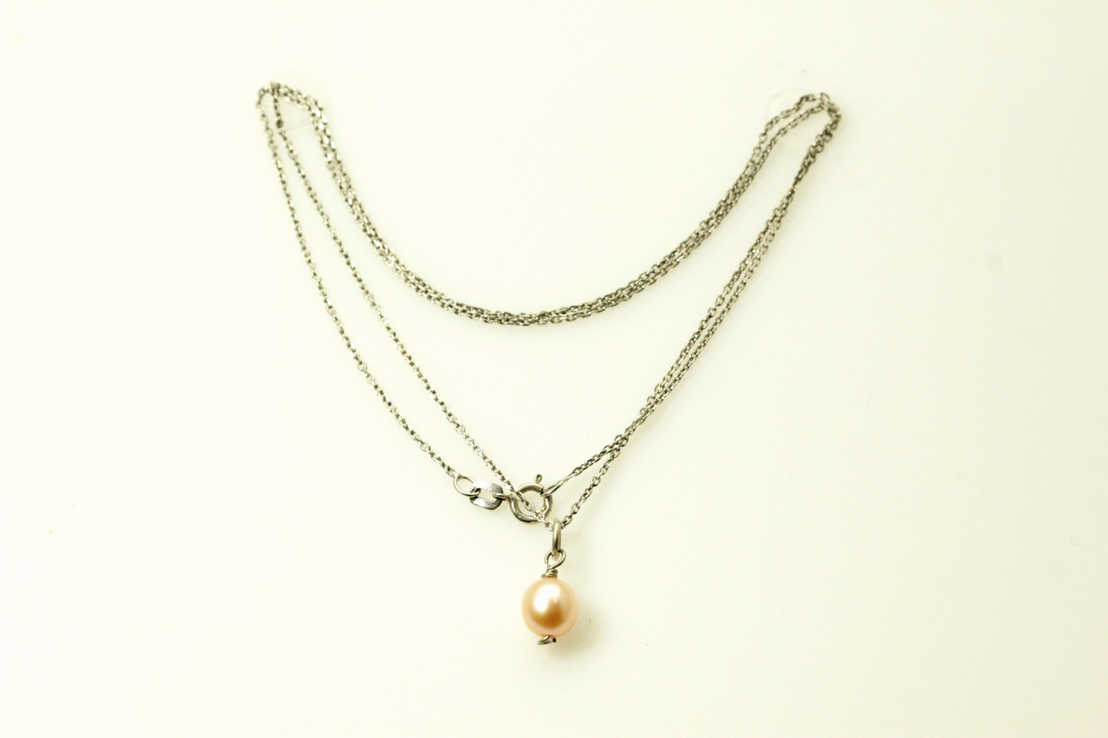 Nice 6.6 mm Pink Faux Pearl 18″ 925 Sterling Silver Chain 1.8 Grams (NEC4481)