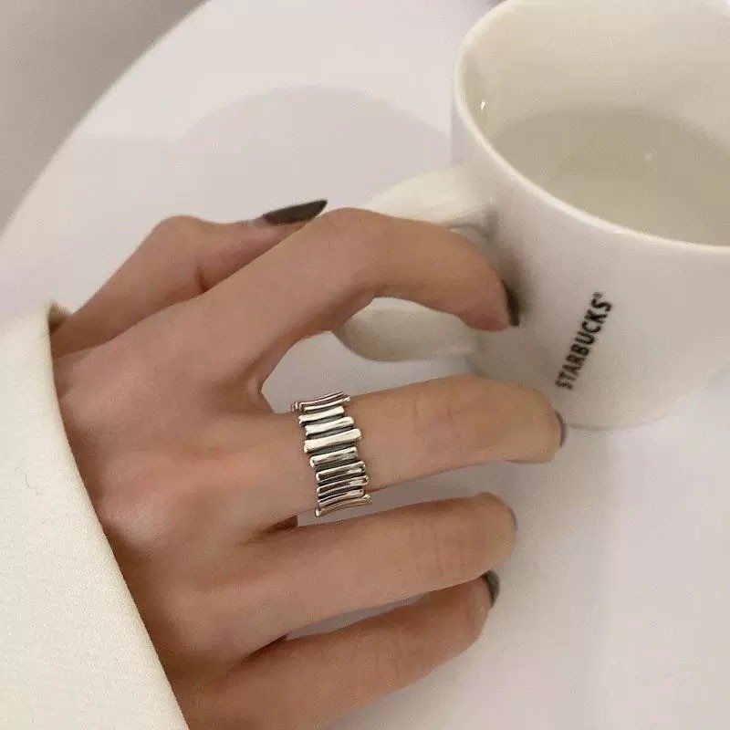 Women’s Fashion Unique Wave Fence Ring Finger Ring Adjustable Open Ring Copper