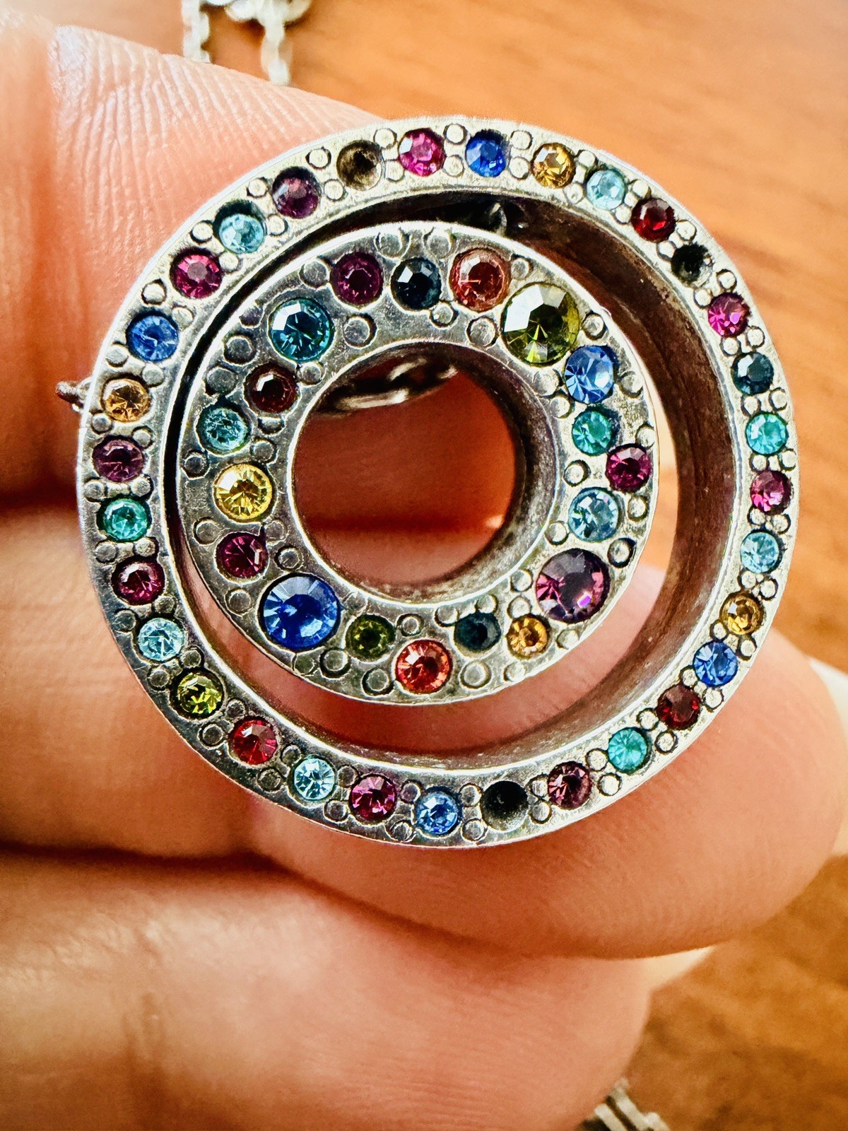 VTG ‘02 Patricia Locke Signed SilverTone Multicolor Crystal Double Ring Necklace