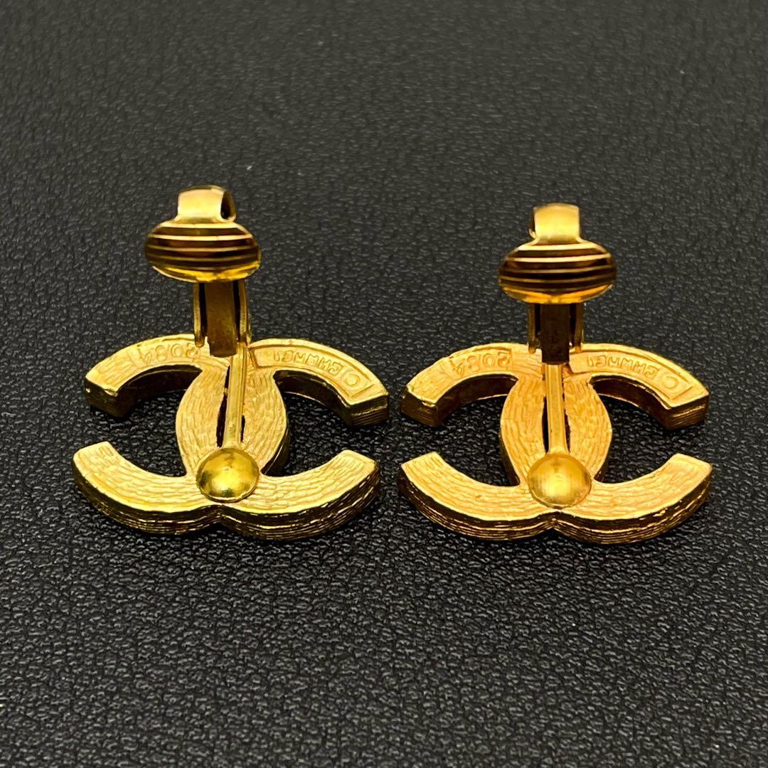 CHANEL CC Logo Coco Mark Earrings Gold Rhinestone Clip On No Box Vintage