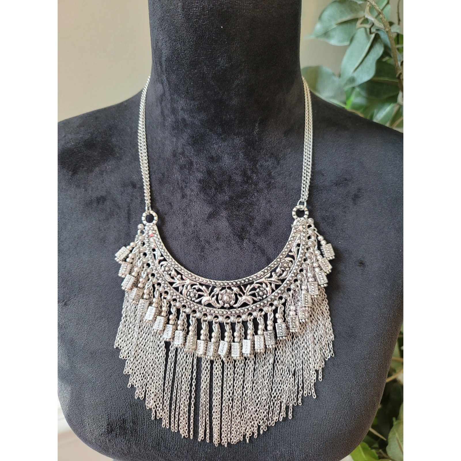 Womens Antique Silver Plated Bohemian Statement Necklace With Lobster Clasp Lock