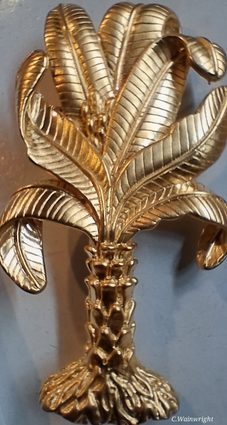 VTG Signed Mish Tworkowski Limited Botanical Deeply Etched Banana Tree Brooch
