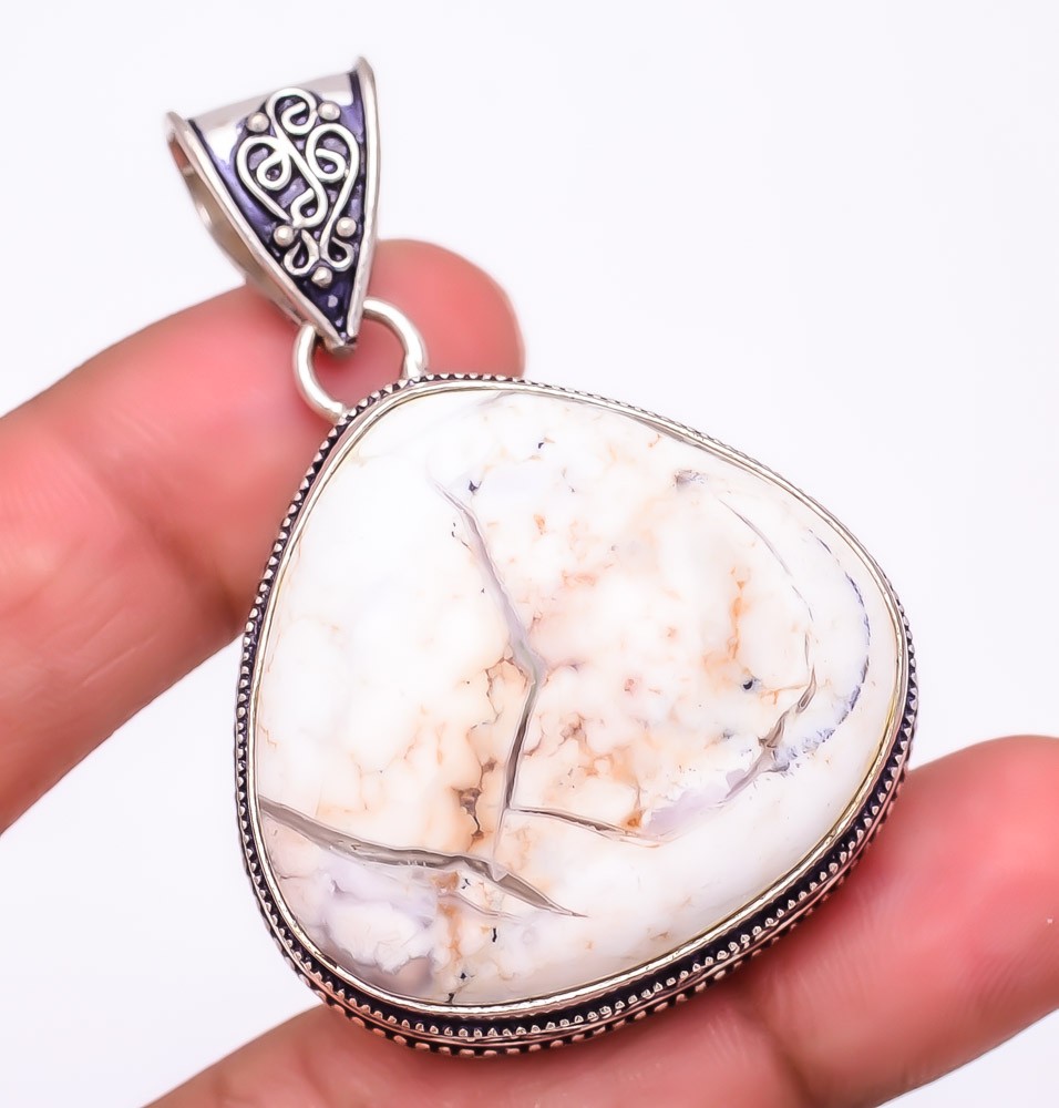 Natural American Howlite Gemstone 925 Silver Plated Pendant 2.1″ T2734
