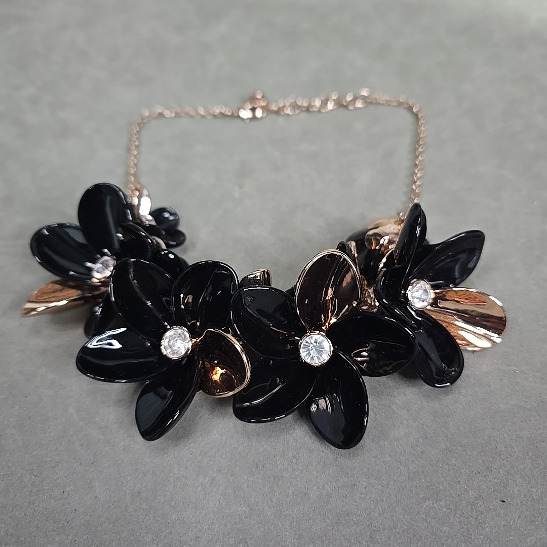 Ted Baker Rose Gold And Black Floral Statement 19″ Necklace