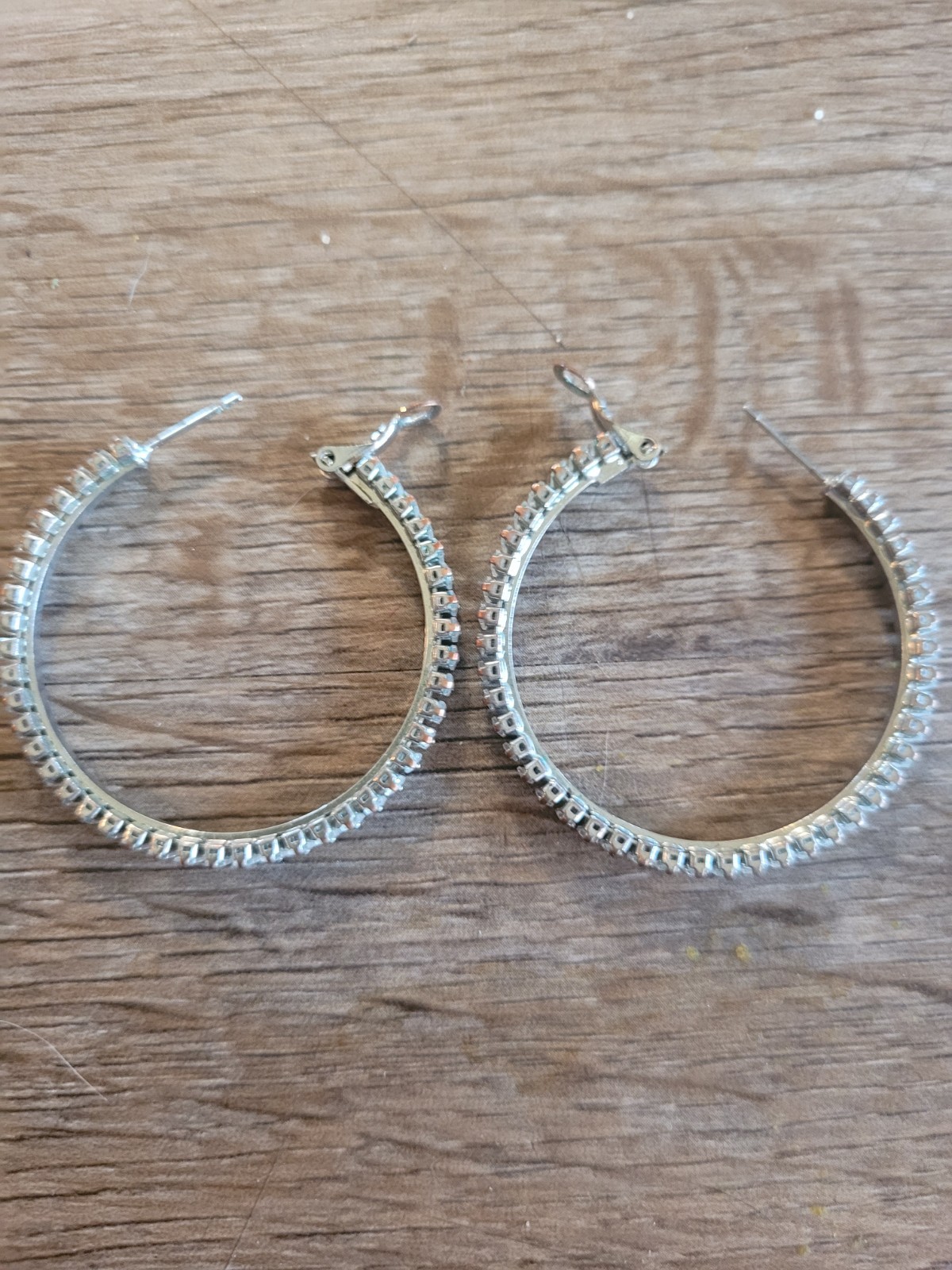 Silvertone Cubic Zirconia HOOPS Lever Back Pierced Earrings Women’s Jewelry