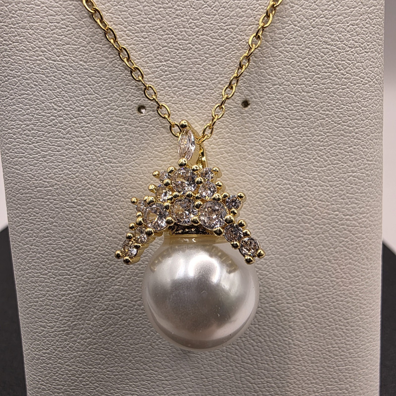 Stainless Steel Copper Plated 16″Necklace w/26mm Cz & Pearl Pendant