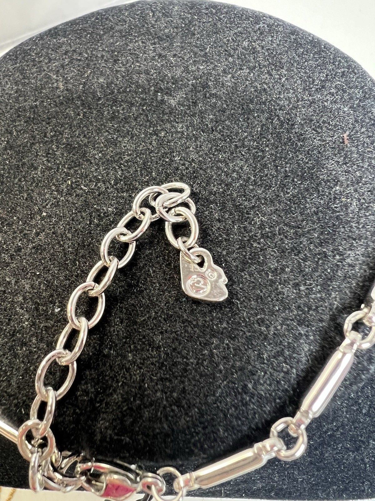 Beatuiful Swarovski Swan Signed Silver Tone Open Back Crystal Necklace