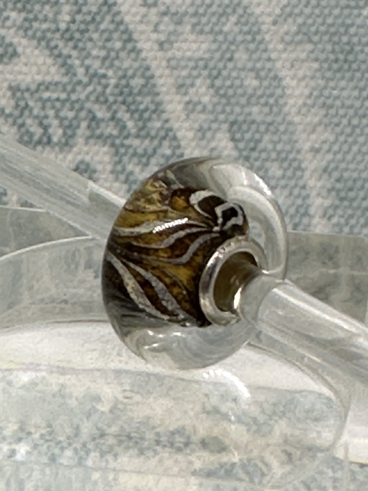 Authentic Trollbeads Roots of Wisdom TGLBE-10442, New & Retired 2021