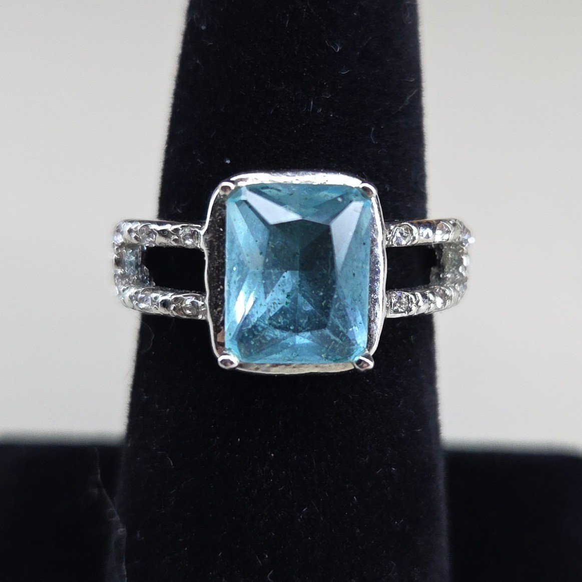 Emerald Cut Blue Faux Topaz Color Cocktail Ring Silver Tone Split Shank Size 7.5