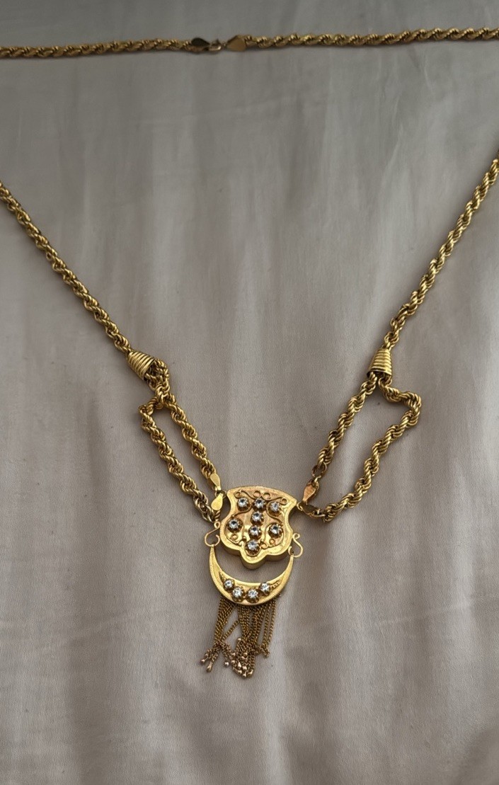 Gold 18 karat Multi-Strand Cable Chain Necklace w/ Round Crystal Cluster Pendant