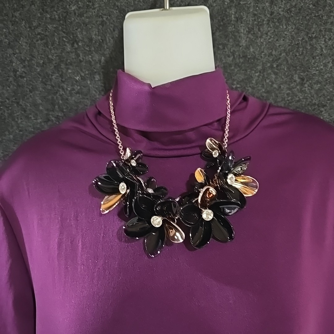 Ted Baker Rose Gold And Black Floral Statement 19″ Necklace
