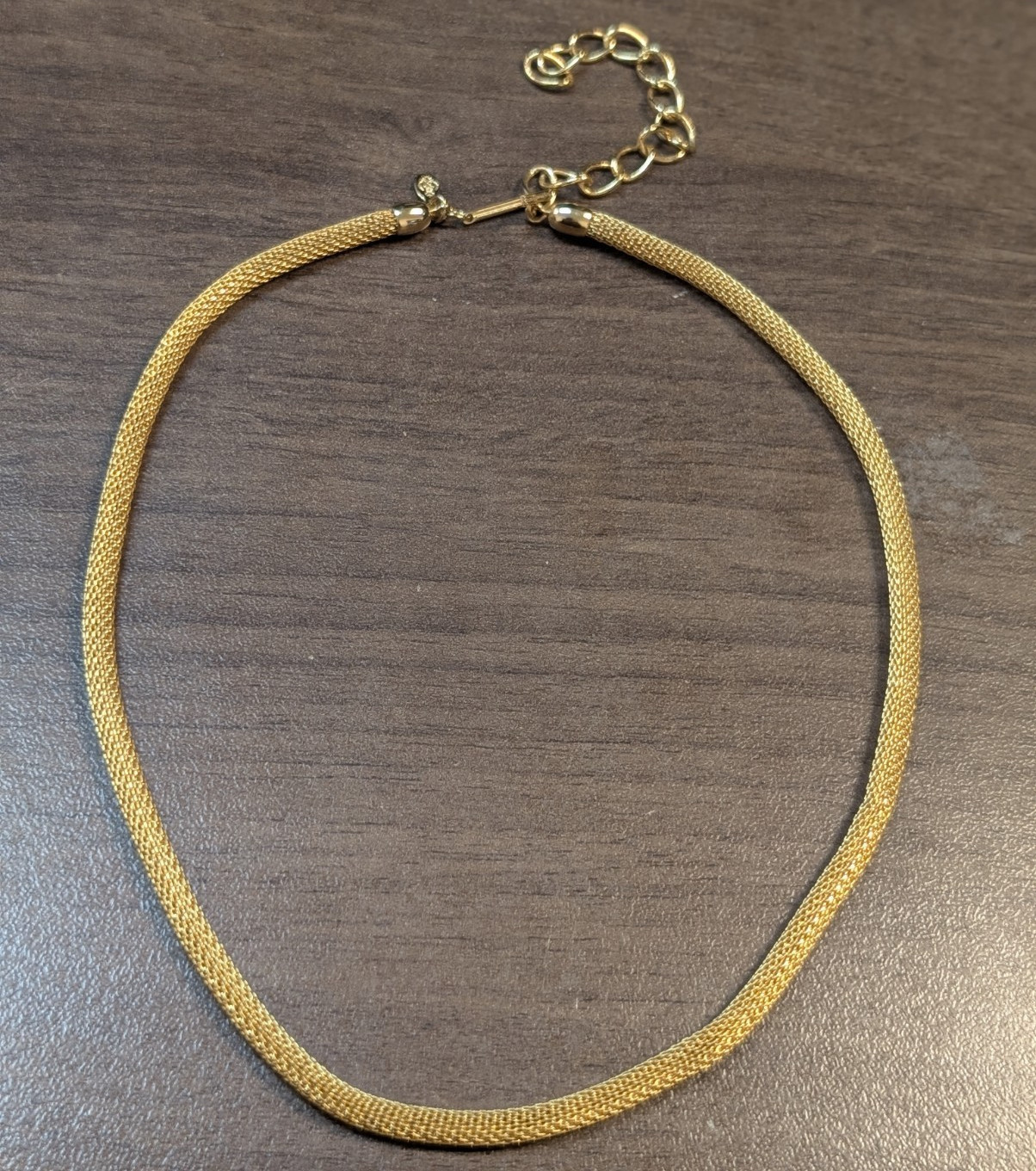 Premier Designs gold-tone mesh choker necklace