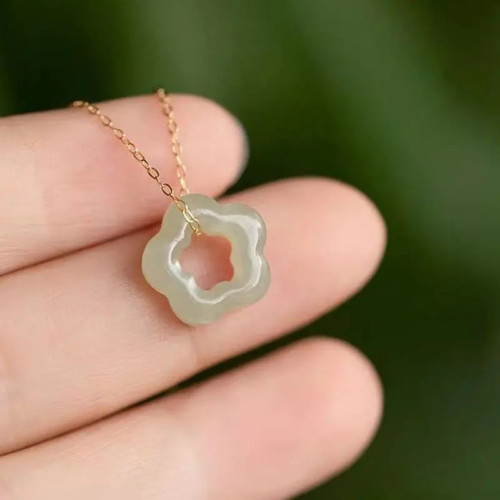 Dark Green Jade Flower Shaped Pendant Healing Protection Dainty Women Necklace