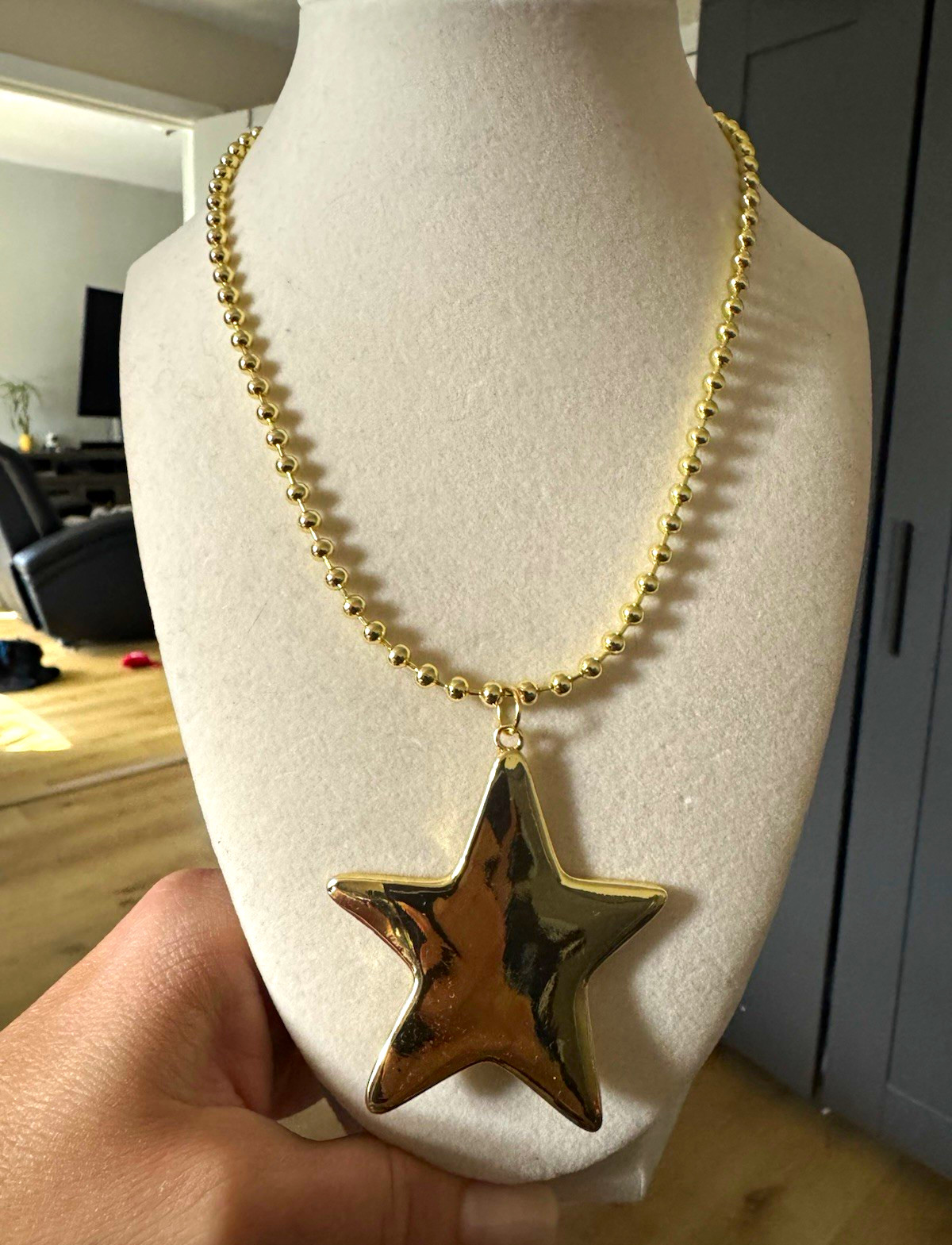 Gold Tone Ball/Bead Chain Necklace w/ Large Star Charm Pendant