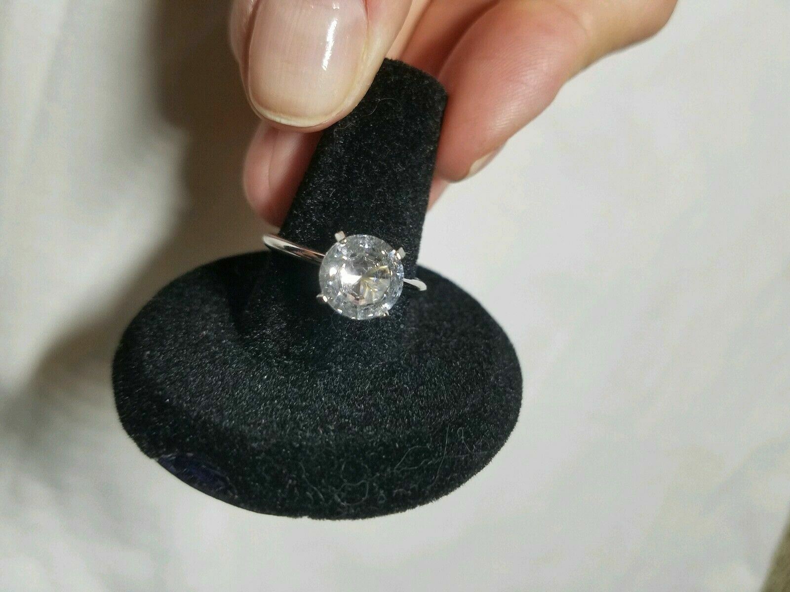 2.00ct CZ White Zirconia Solitaire Sterling Silver Ring Sz 8