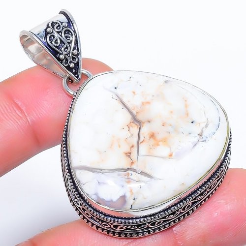 Natural American Howlite Gemstone 925 Silver Plated Pendant 2.1″ T2734