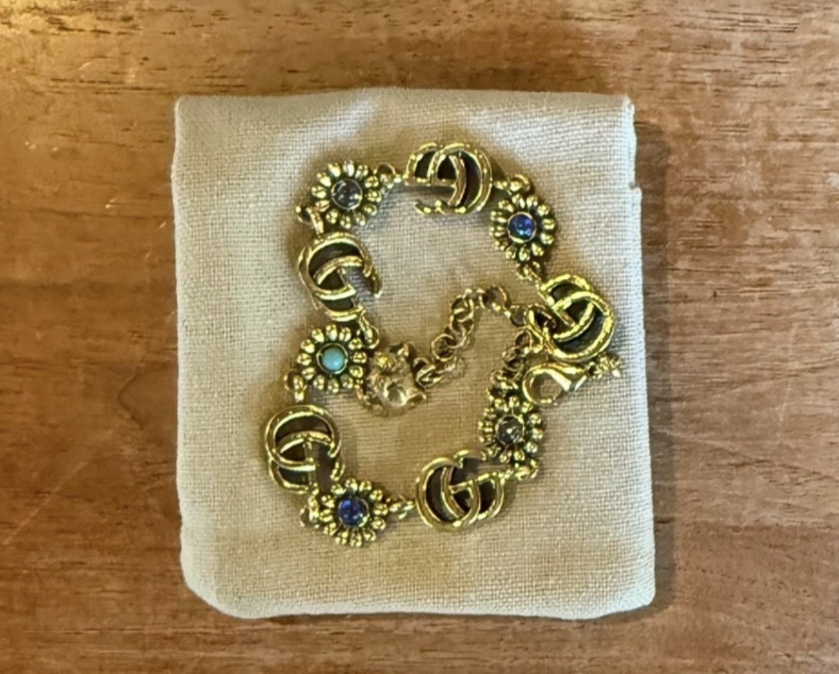 Gucci Gold Tone GG Double G Floral Bracelet Adjustable Chain